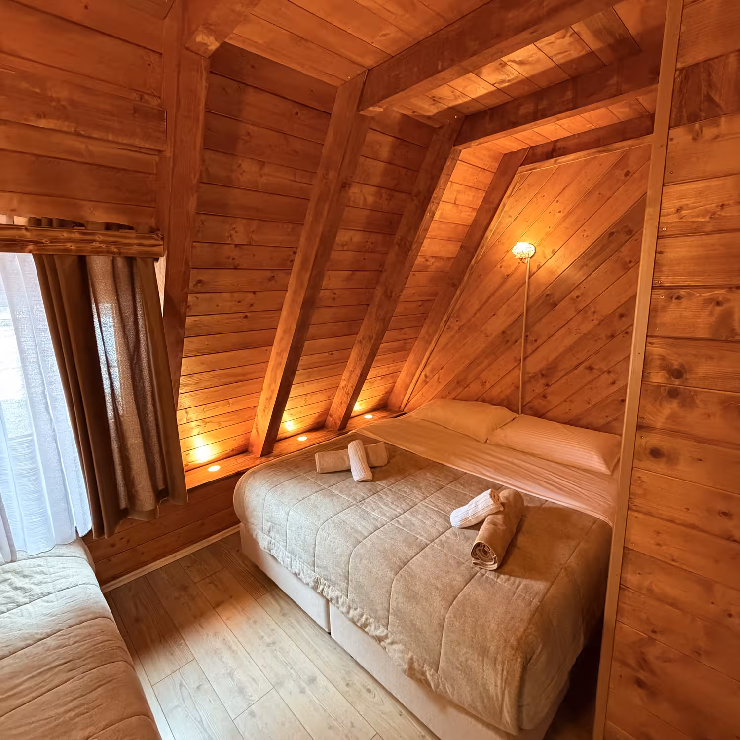 Double Room 2 - Interior