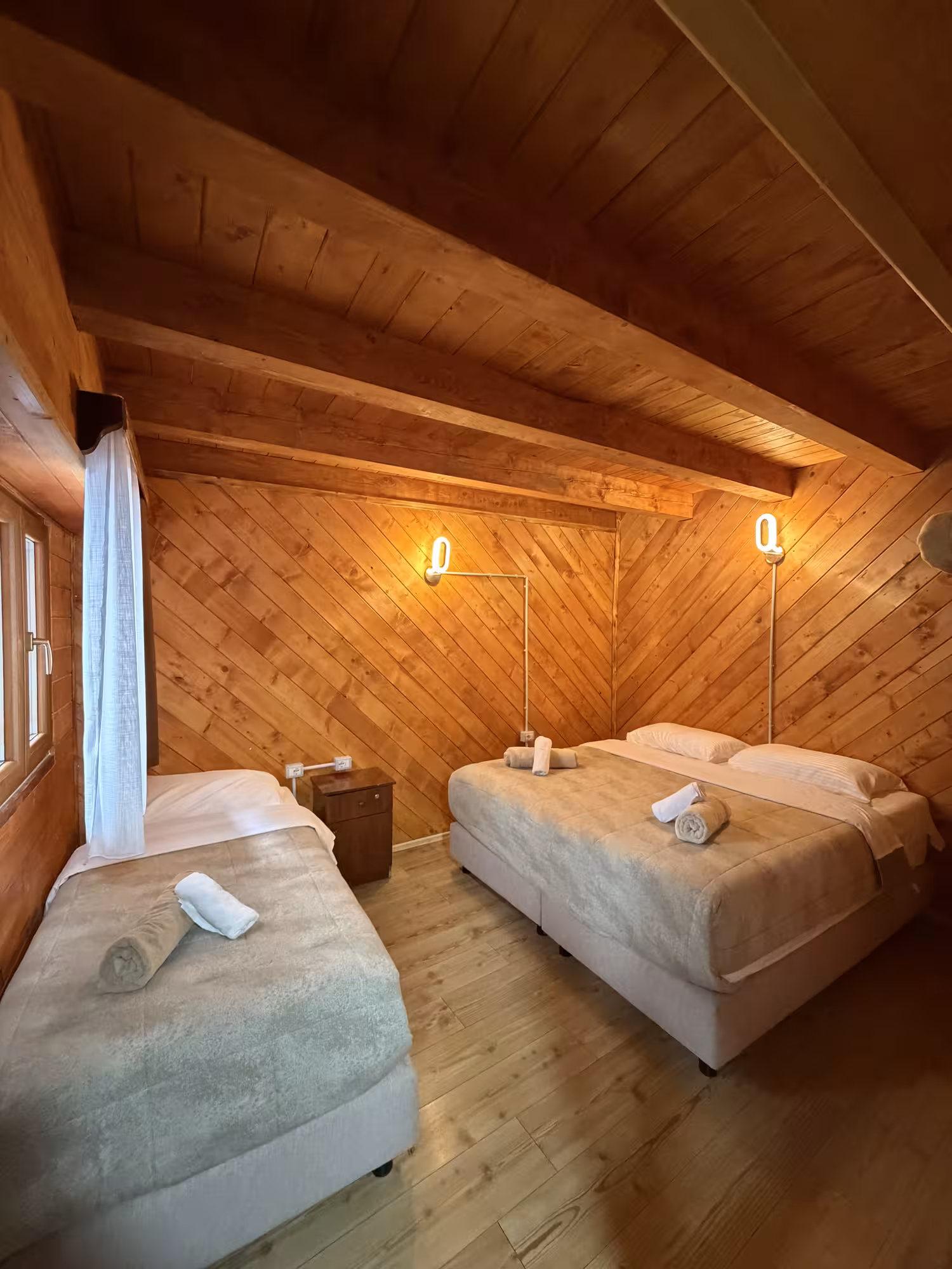 Triple Room 3 - Alpine bedroom